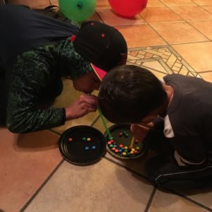 Minute to Win it: M&M challenge