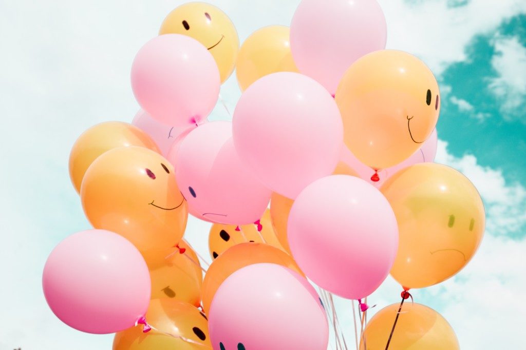 smiley face balloons, how to be more present
