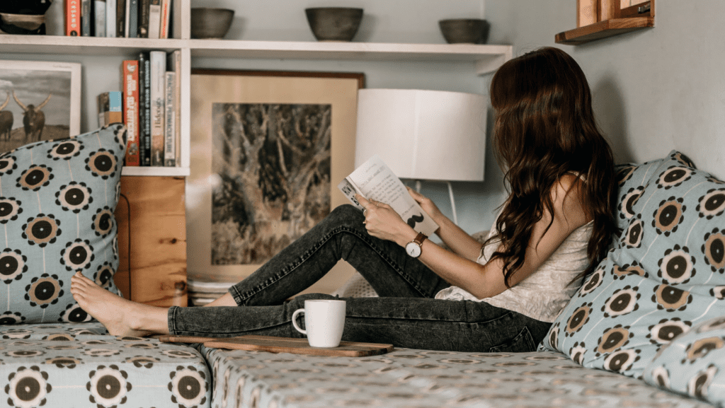 woman reading, favorite books in 2021