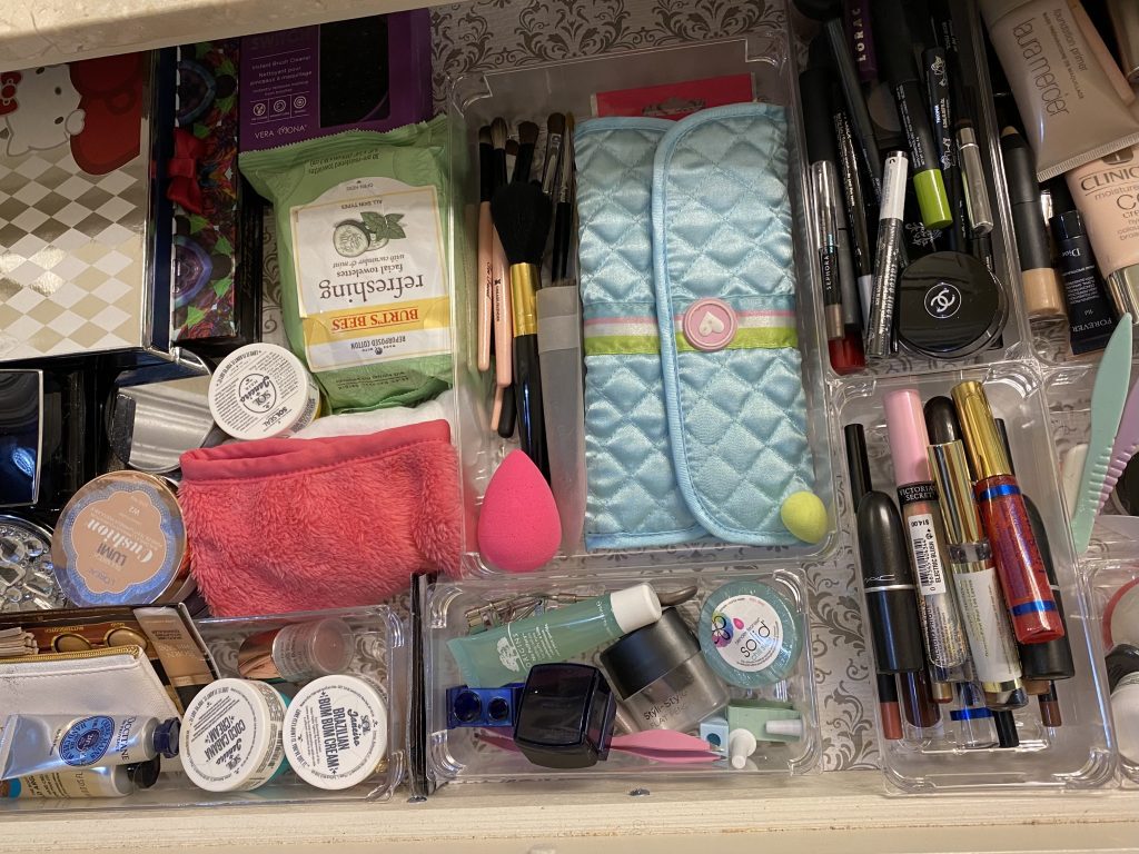 make up drawer, organize your stuff like a pro