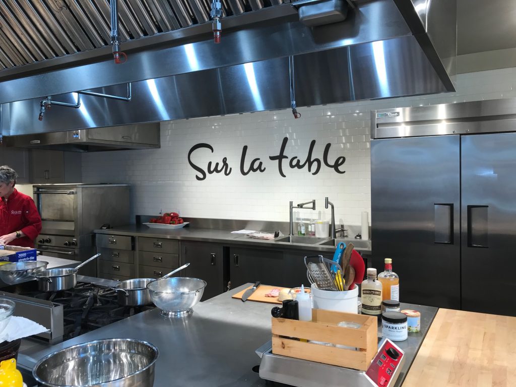 cooking class at Sur la Table, adult hobby ideas