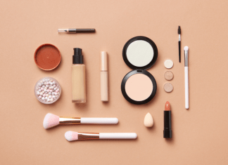 Unbranded beauty and makeup products.